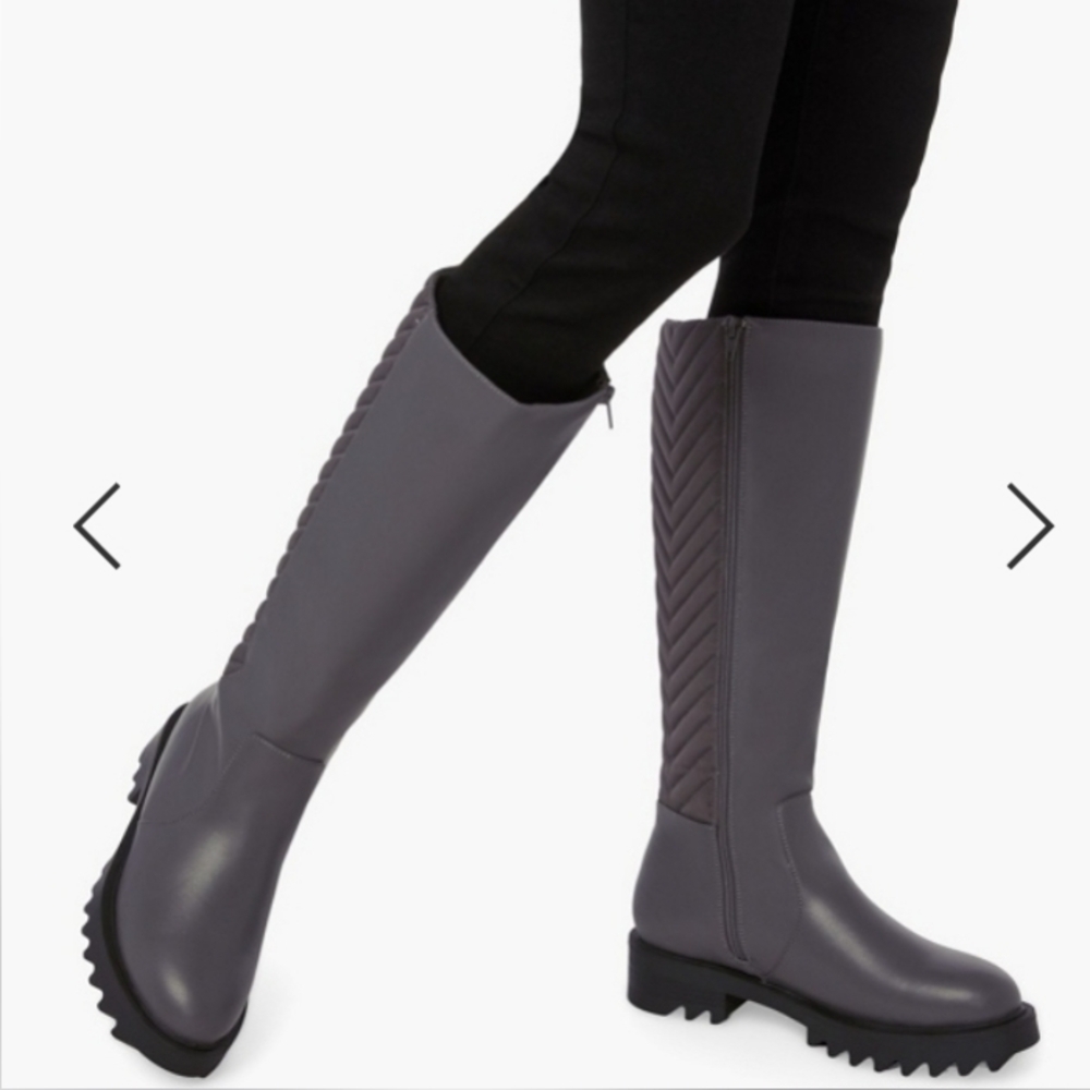 JUSTFAB Noa Chevron Grey Quilted Moto Boot Size 9